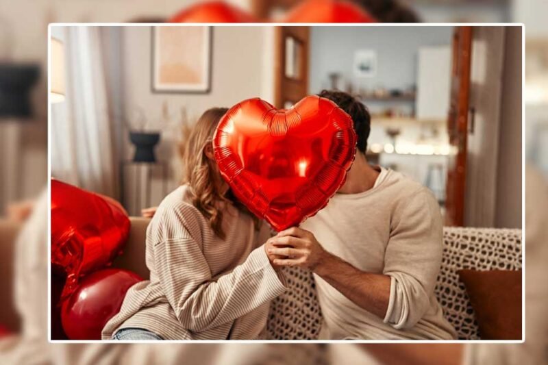 50+ दिल छू लेने वाली लव शायरी अपनी गर्लफ्रेंड के लिए | Best Love Shayari for GF